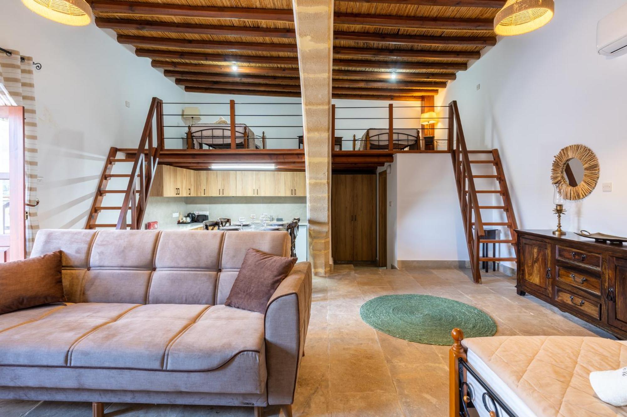 Stone Court Boutique Studios Miliou Bagian luar foto